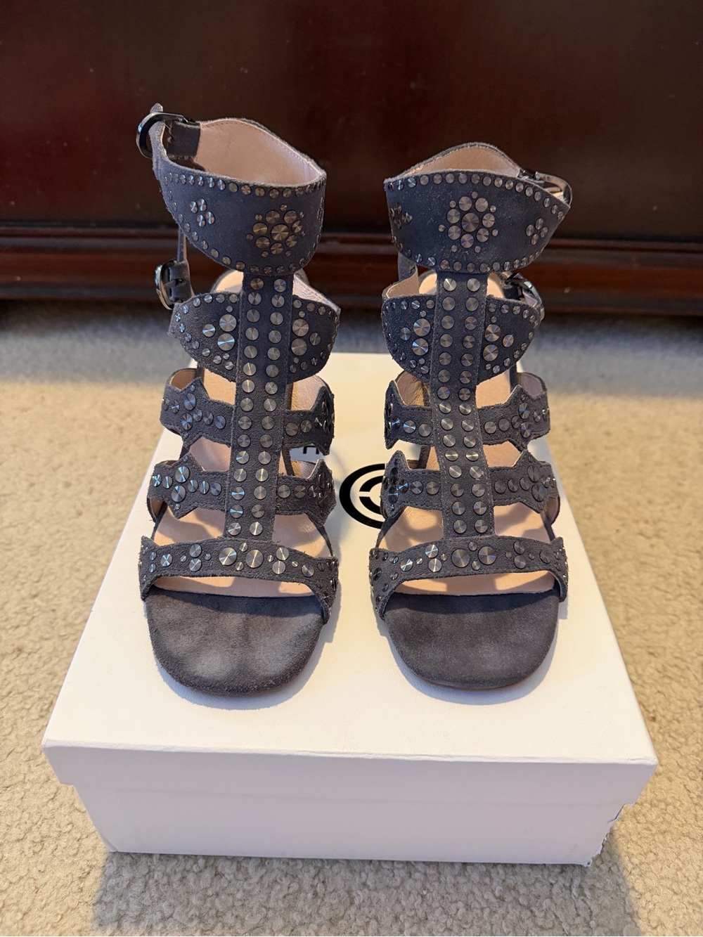 CECELIA NEW YORK Cosmo Grey Suede Studded Gladiator Heels size 7.5